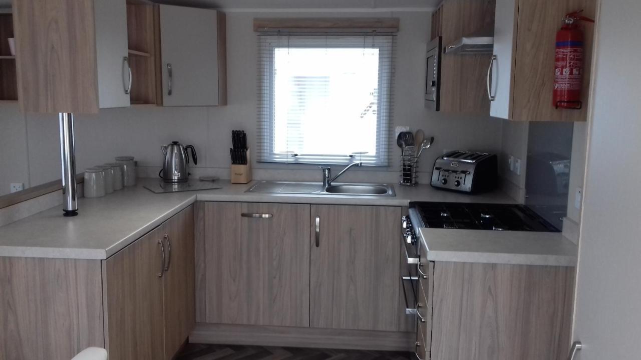 Porth Retreat At Newquay Bay Resort Екстериор снимка