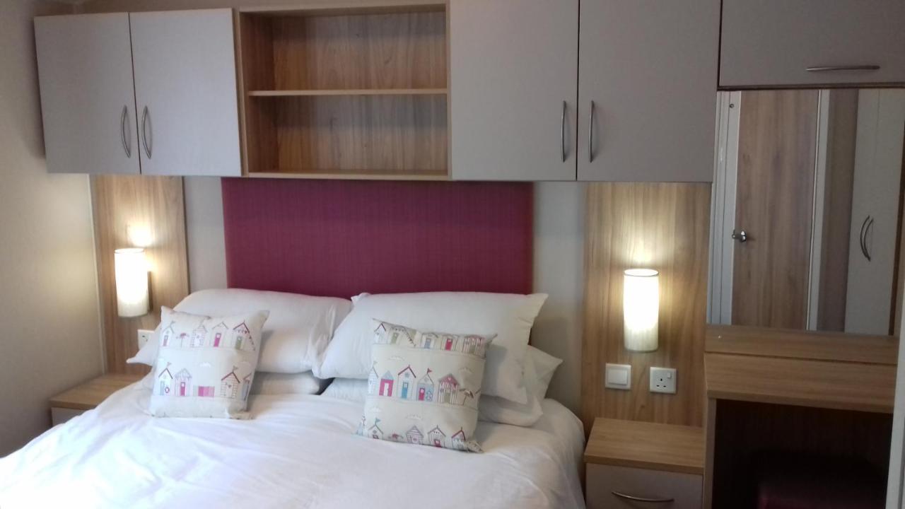 Porth Retreat At Newquay Bay Resort Екстериор снимка